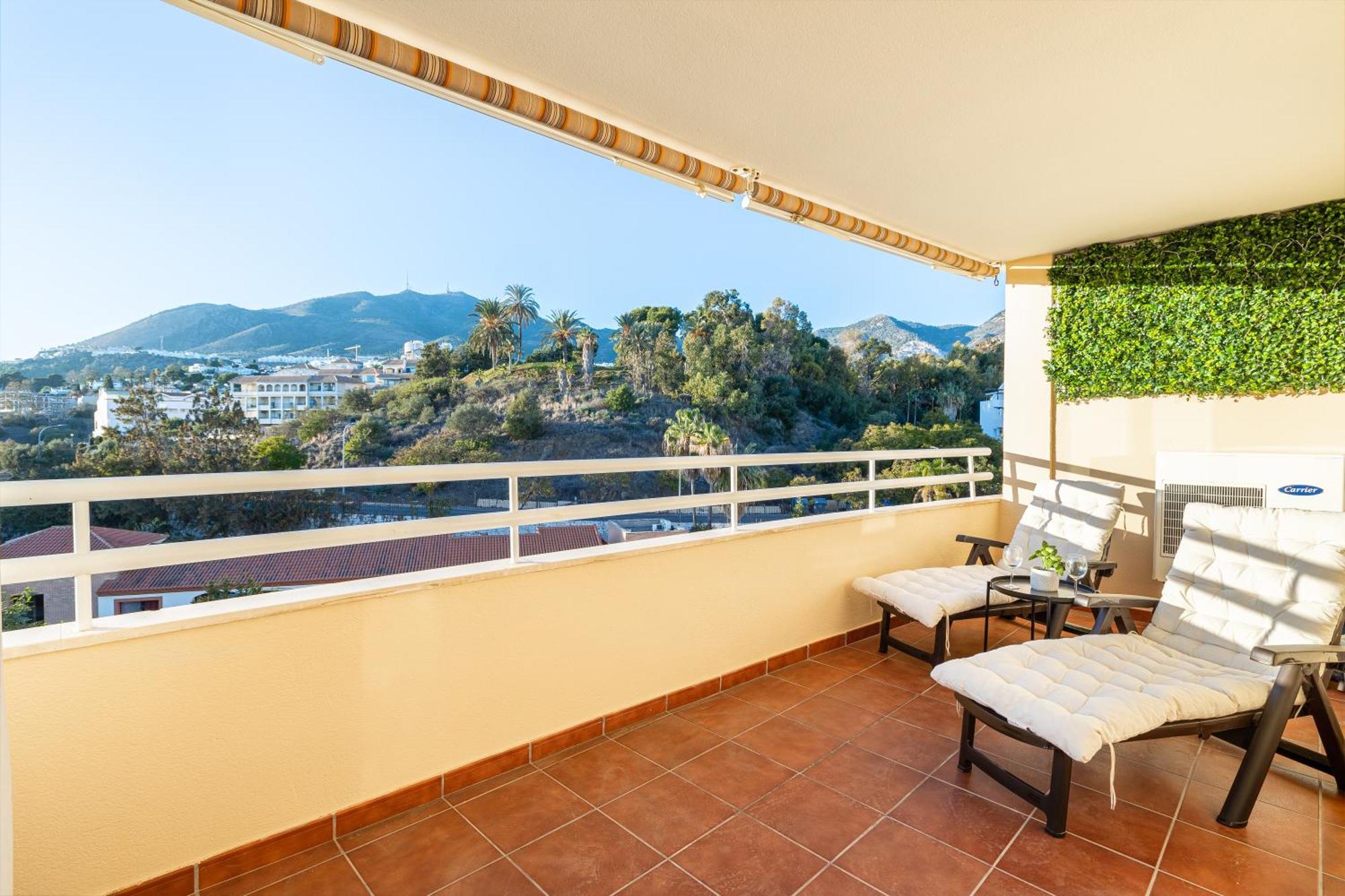 Holidays2Nueva Torrequebrada 2 Bedrooms And 2 Bathrooms, Terrace, Community Pool And Garage Беналмадена Екстериор снимка