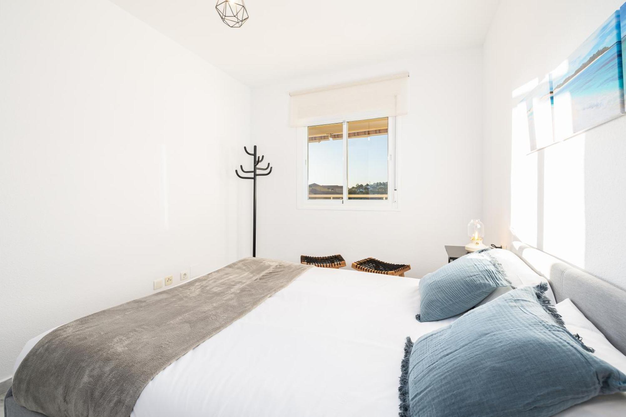 Holidays2Nueva Torrequebrada 2 Bedrooms And 2 Bathrooms, Terrace, Community Pool And Garage Беналмадена Екстериор снимка