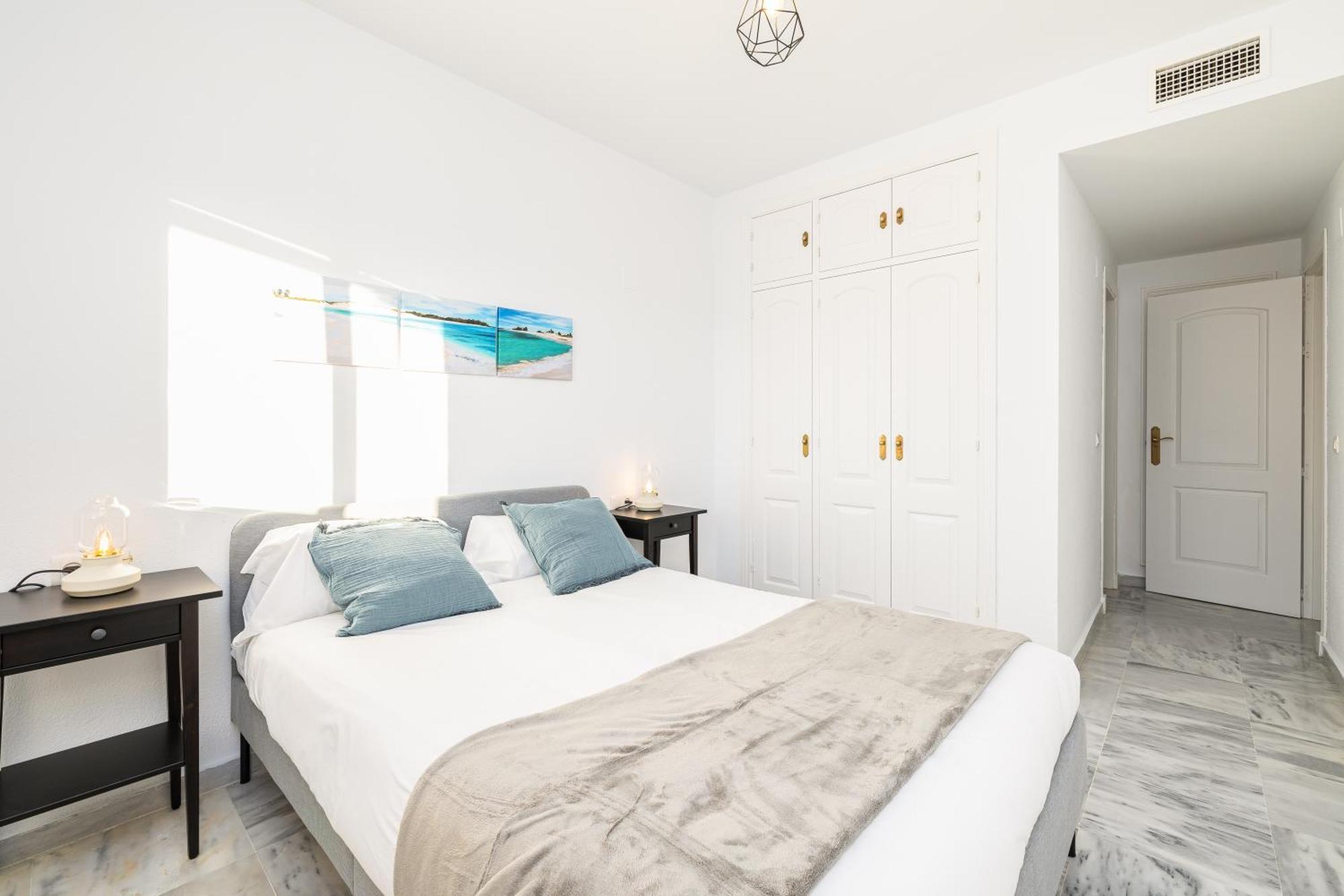 Holidays2Nueva Torrequebrada 2 Bedrooms And 2 Bathrooms, Terrace, Community Pool And Garage Беналмадена Екстериор снимка