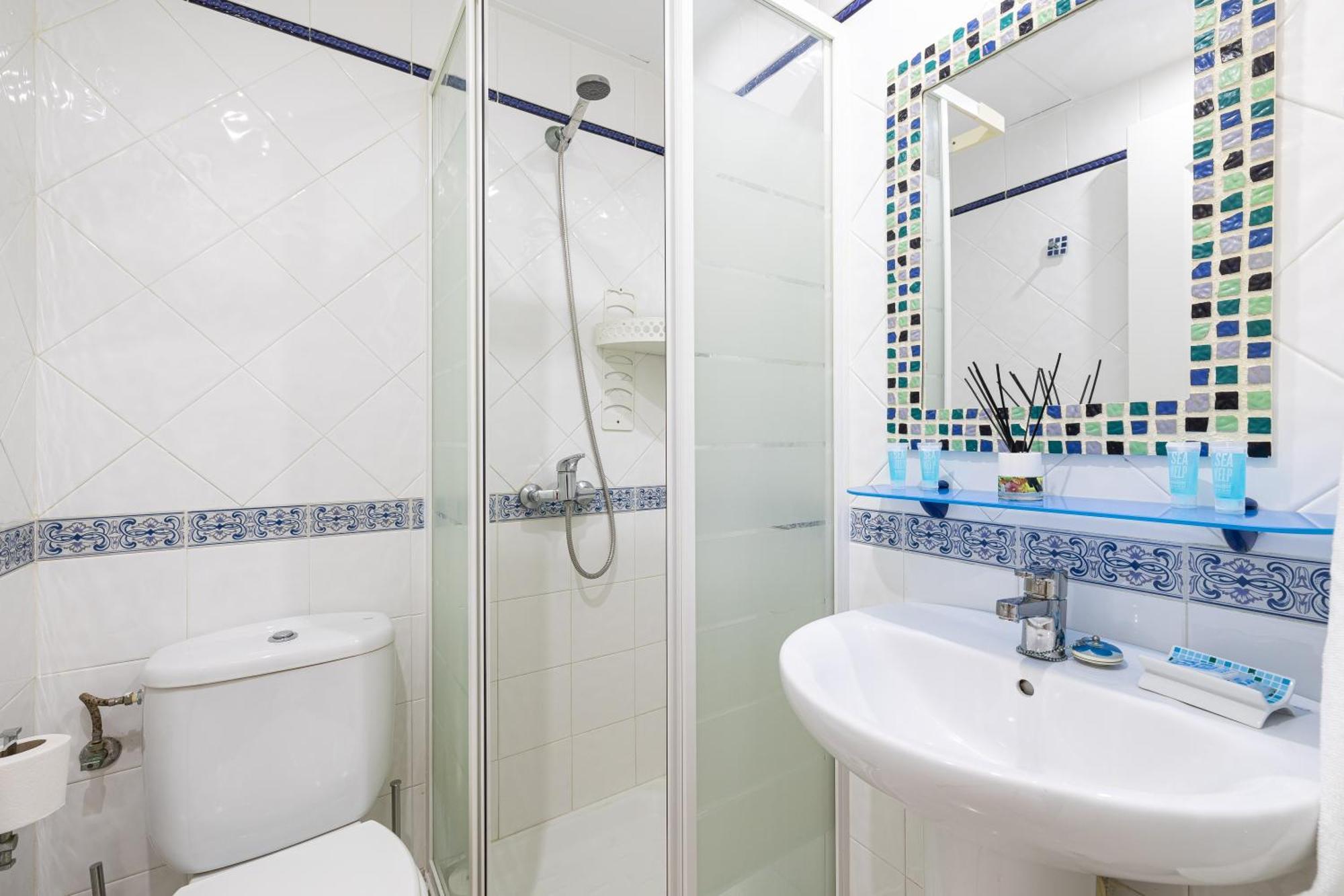Holidays2Nueva Torrequebrada 2 Bedrooms And 2 Bathrooms, Terrace, Community Pool And Garage Беналмадена Екстериор снимка